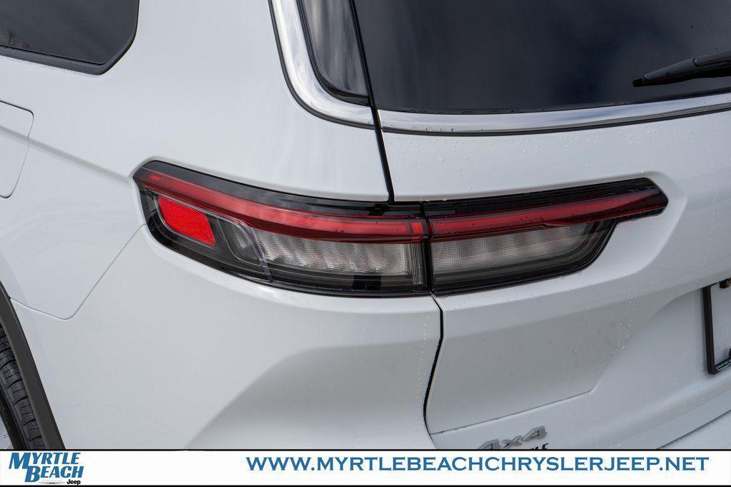 new 2026 Jeep Grand Cherokee L car, priced at $43,342