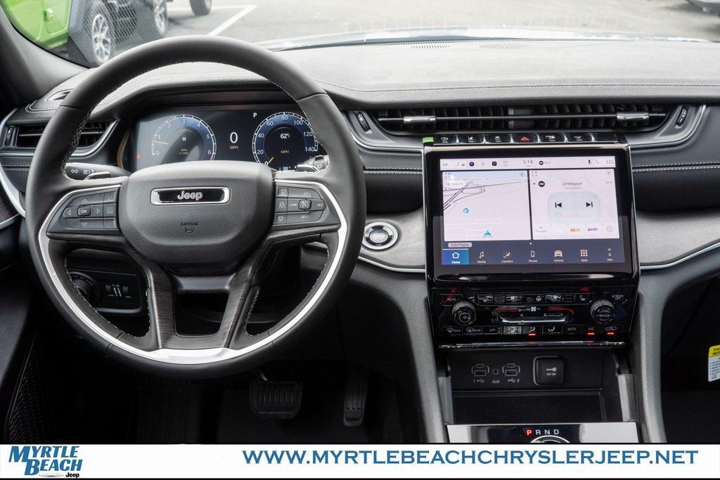 new 2025 Jeep Grand Cherokee car, priced at $46,014