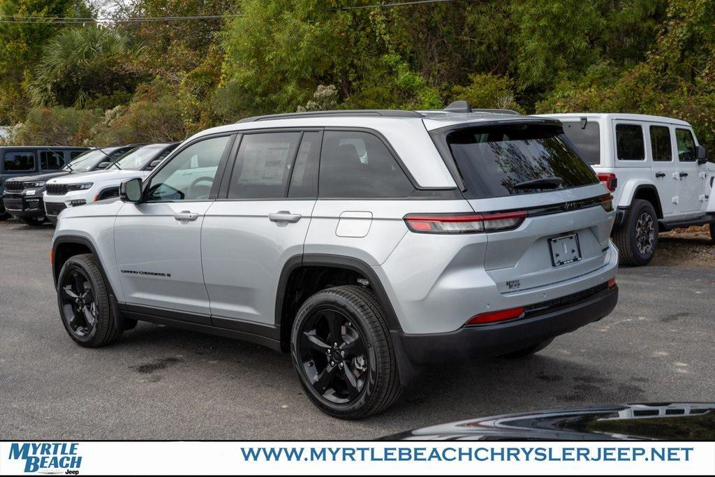 new 2025 Jeep Grand Cherokee car, priced at $46,014