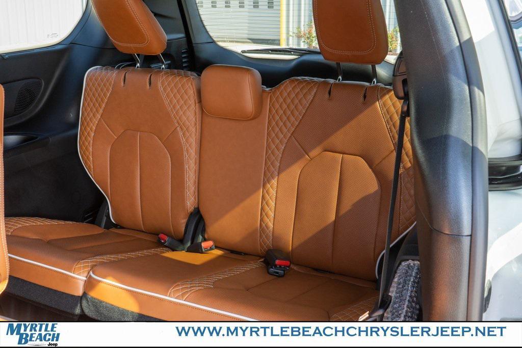 new 2026 Chrysler Pacifica car, priced at $51,301