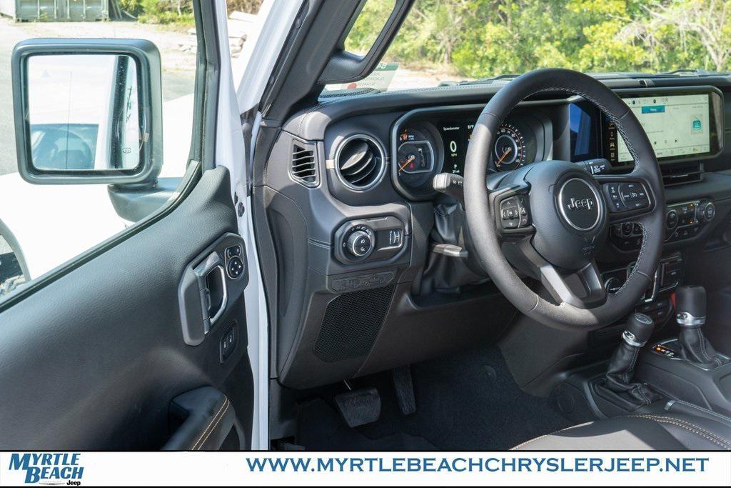 new 2025 Jeep Gladiator car, priced at $45,353