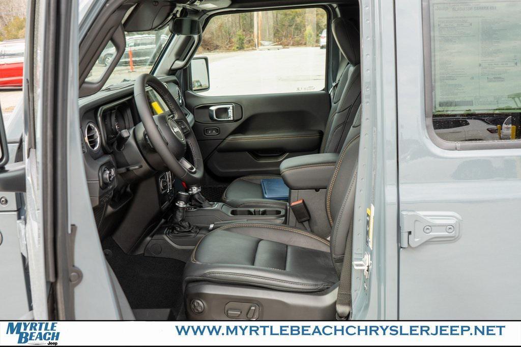 new 2026 Jeep Gladiator car, priced at $50,379