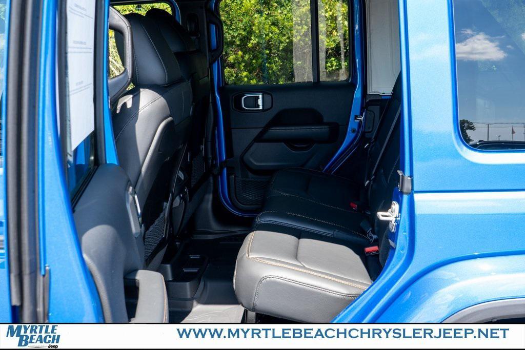 new 2025 Jeep Wrangler car, priced at $52,310