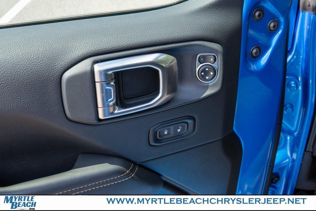 new 2025 Jeep Wrangler car, priced at $52,310