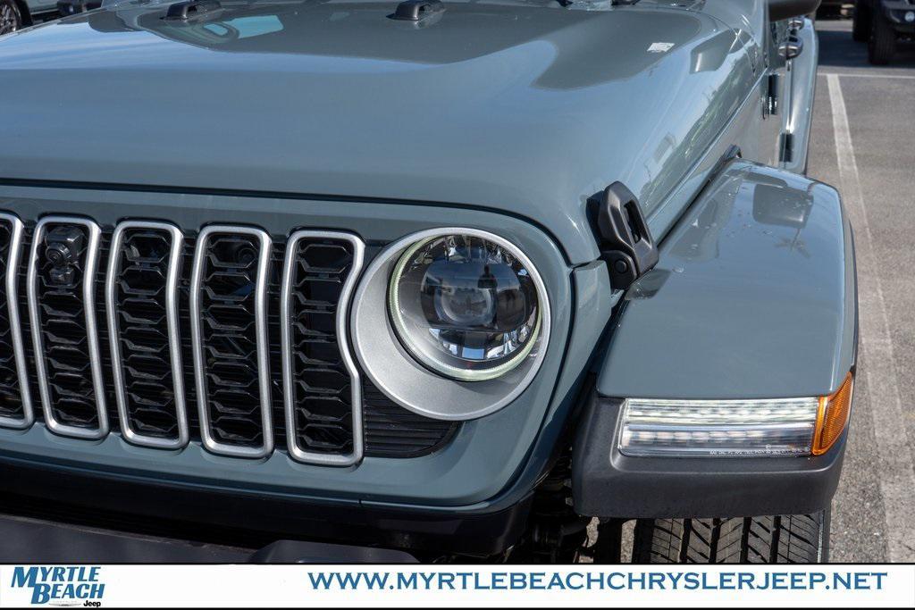 new 2026 Jeep Wrangler car, priced at $48,485