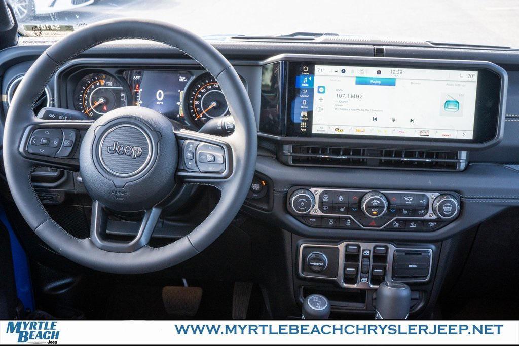 new 2025 Jeep Gladiator car, priced at $45,912