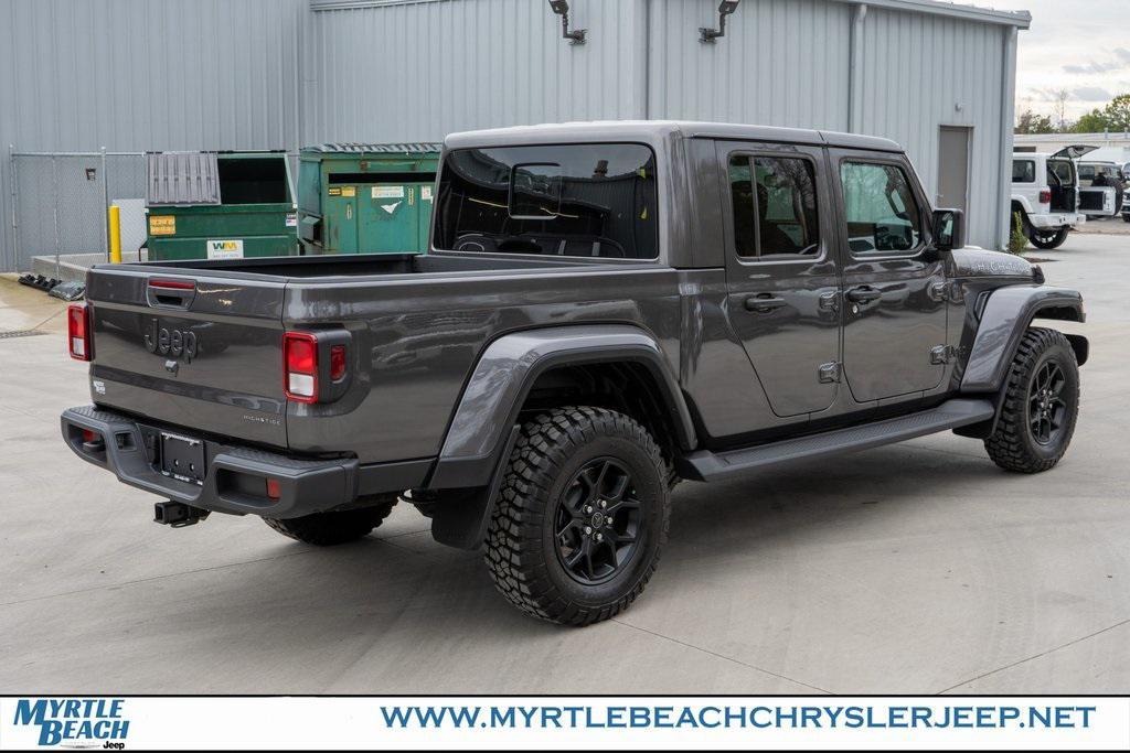 new 2025 Jeep Gladiator car, priced at $44,413