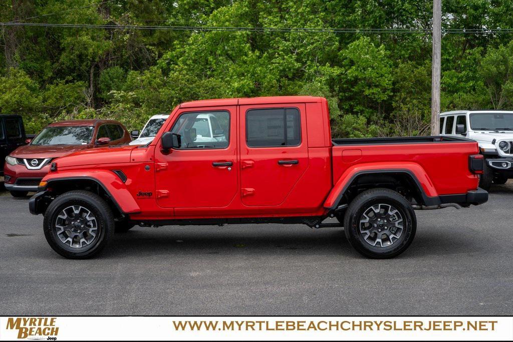 new 2025 Jeep Gladiator car, priced at $48,039