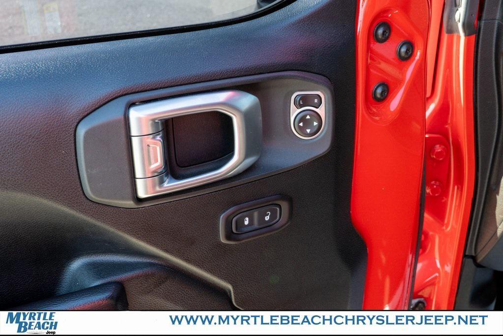 used 2020 Jeep Gladiator car, priced at $26,999