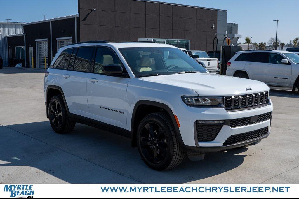 new 2026 Jeep Grand Cherokee car, priced at $48,020