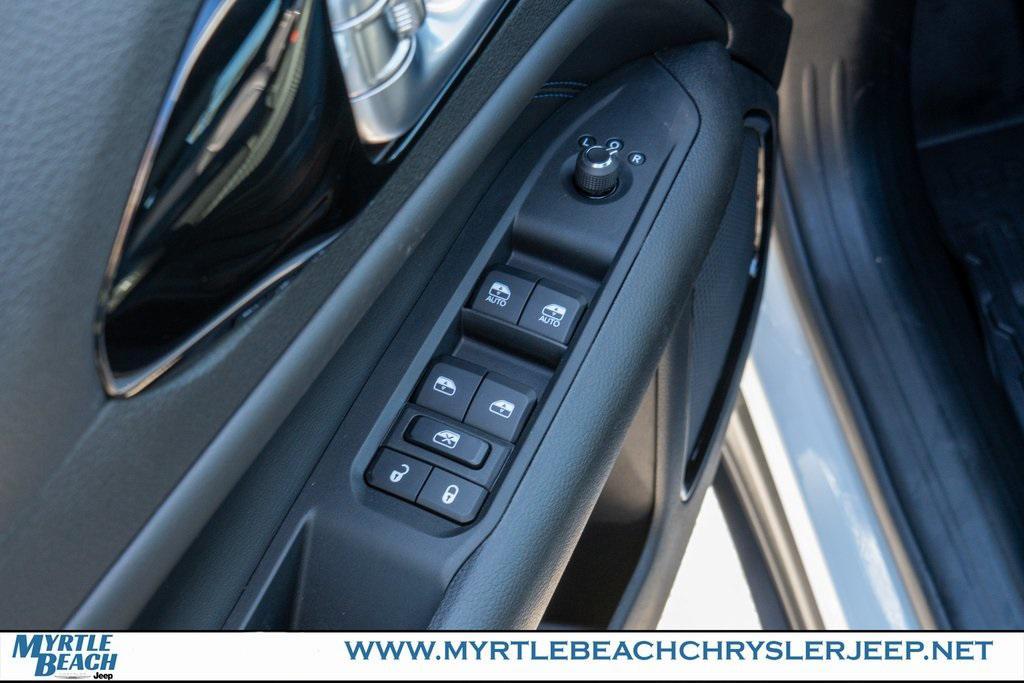 new 2026 Jeep Compass car, priced at $28,495