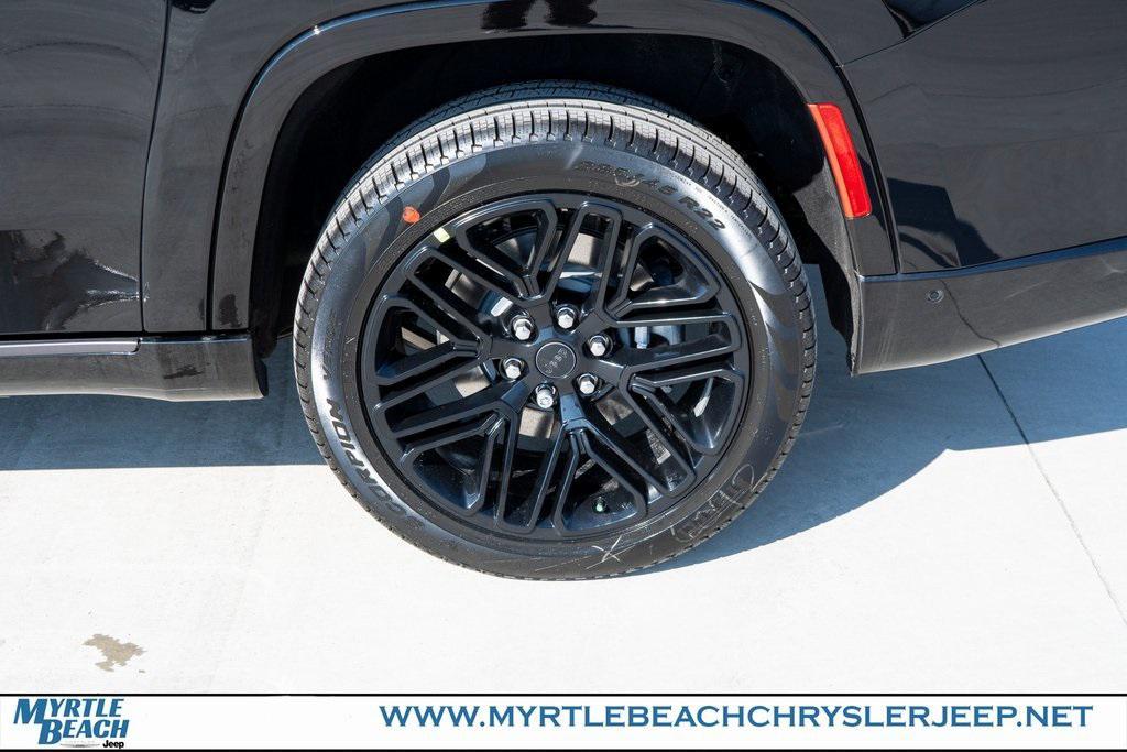 new 2026 Jeep Grand Wagoneer L car, priced at $83,924