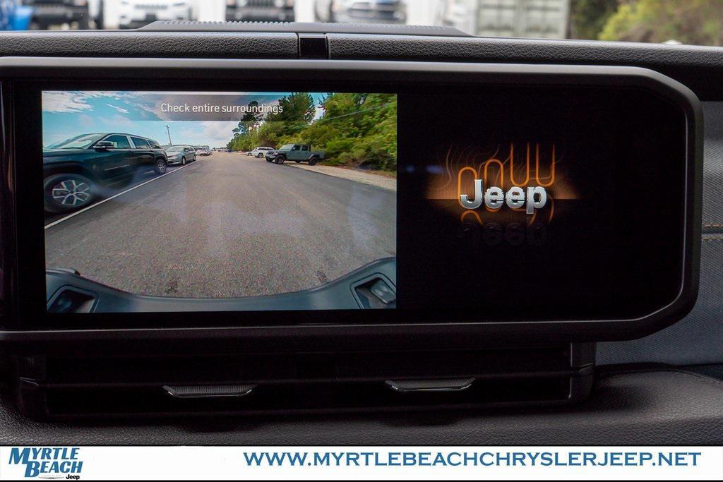 new 2025 Jeep Gladiator car, priced at $44,408