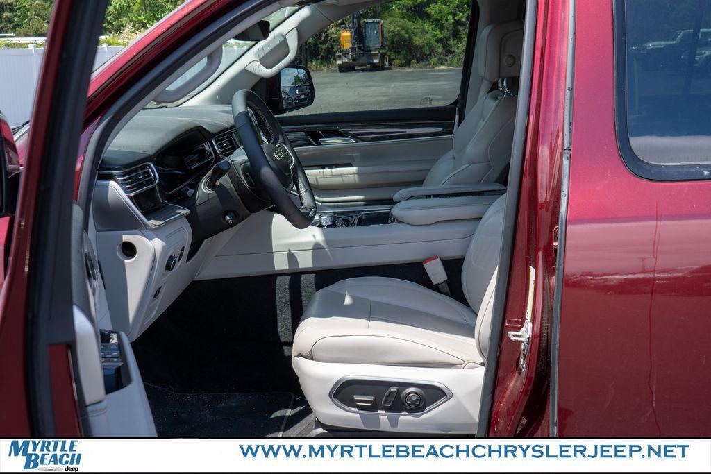 used 2022 Jeep Wagoneer car, priced at $51,995