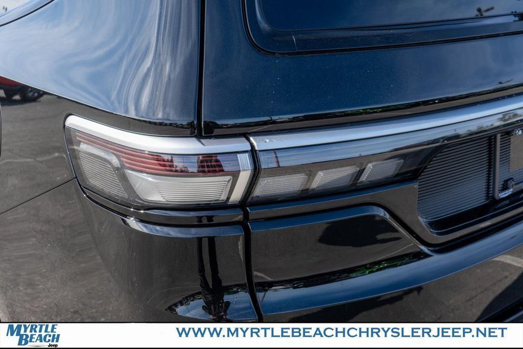 new 2026 Jeep Grand Wagoneer L car, priced at $74,899