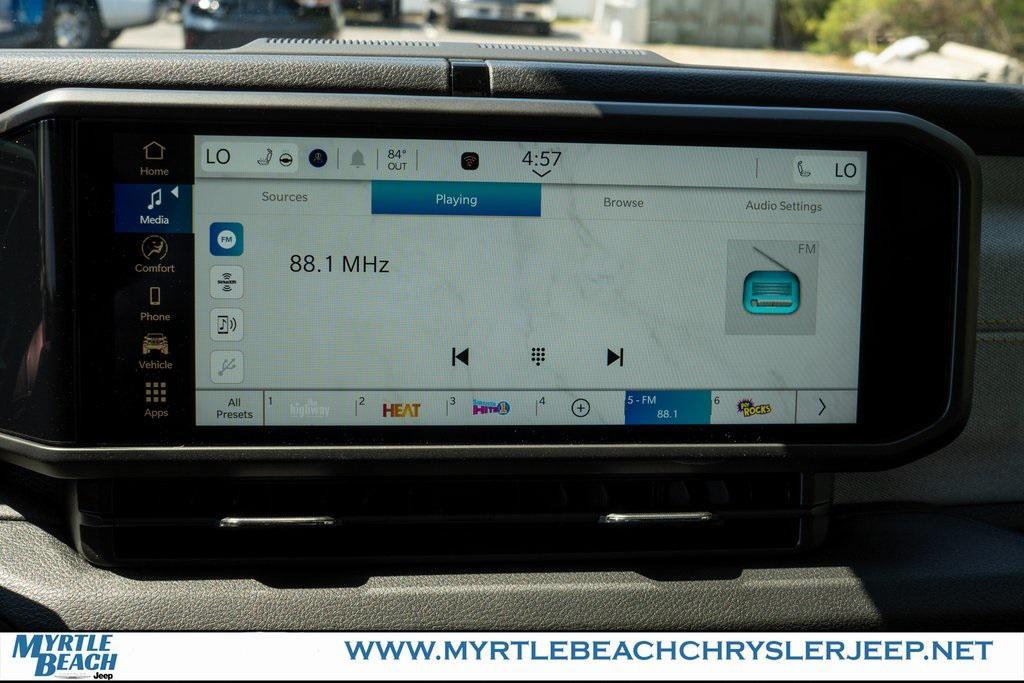 new 2025 Jeep Gladiator car, priced at $44,408