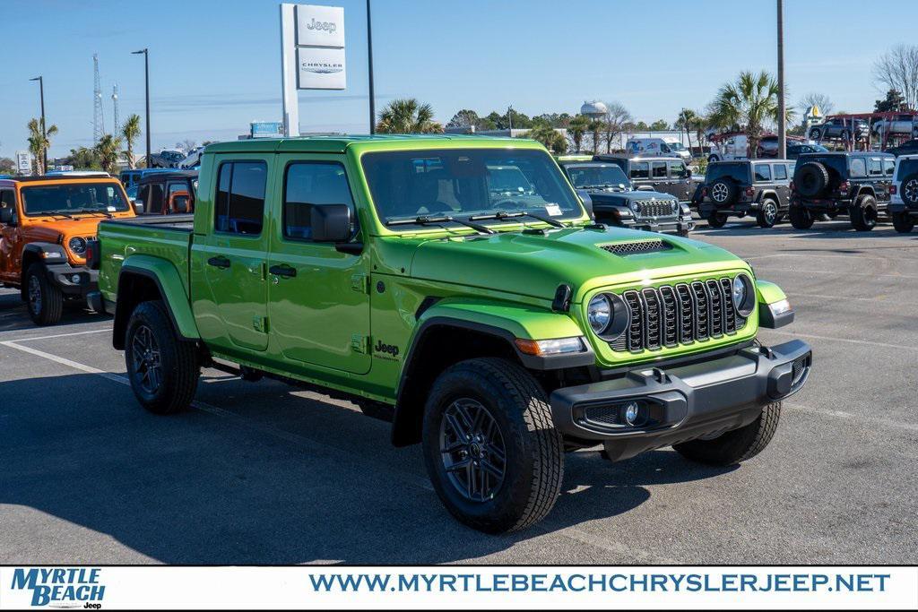 new 2026 Jeep Gladiator car, priced at $45,319
