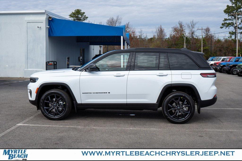 new 2025 Jeep Grand Cherokee car, priced at $47,994