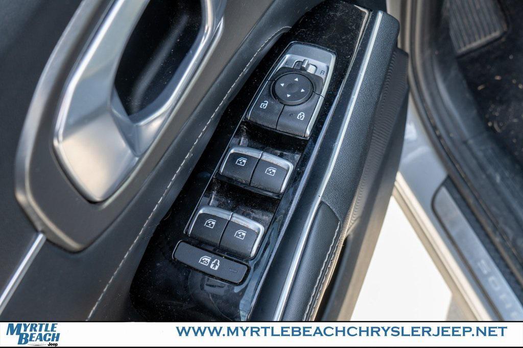 used 2022 Kia Sorento car, priced at $22,999