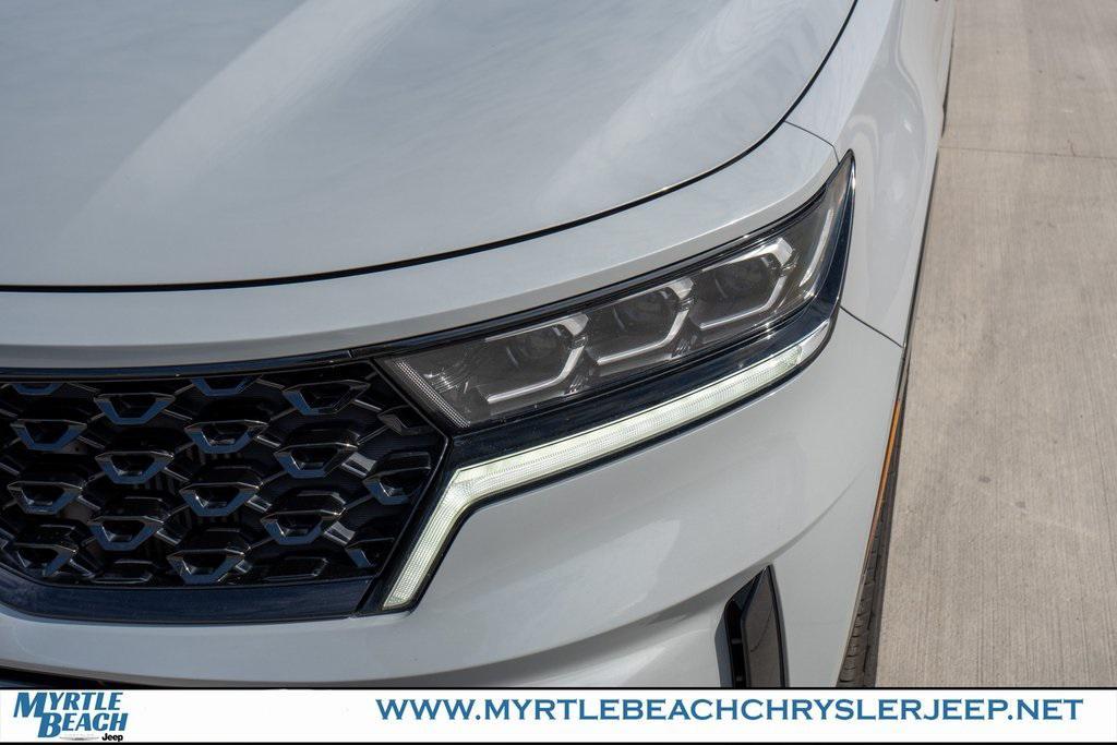 used 2022 Kia Sorento car, priced at $22,999