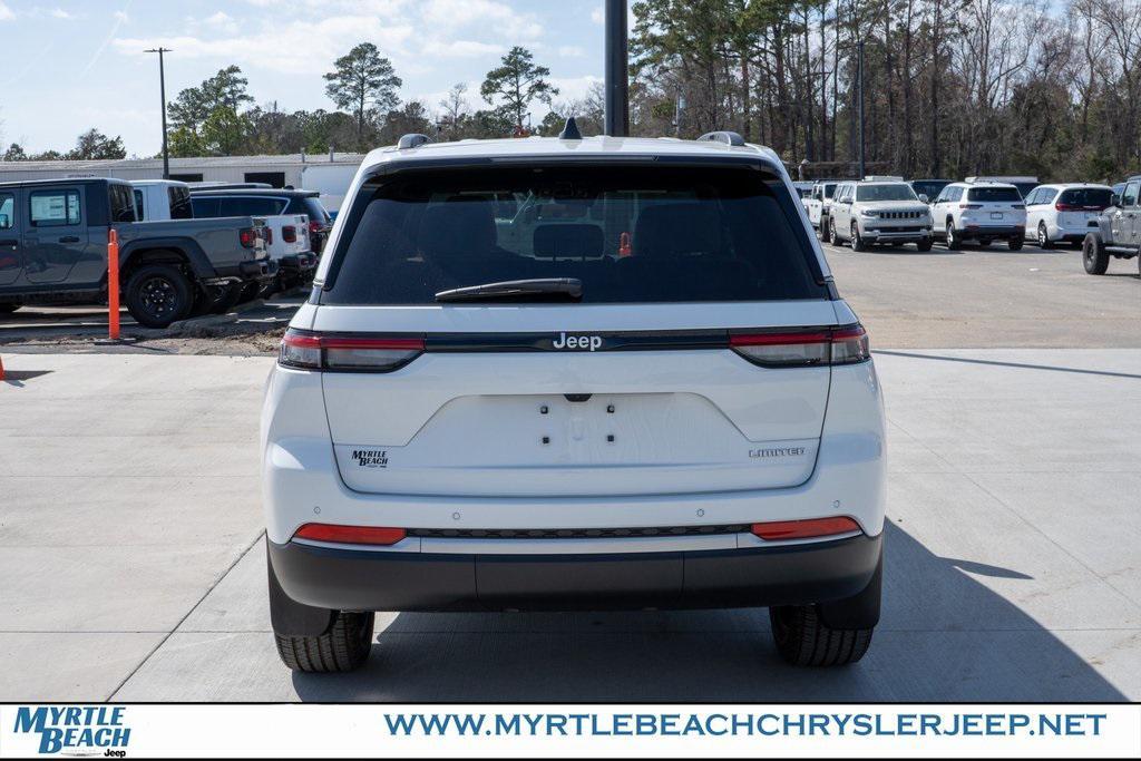 new 2026 Jeep Grand Cherokee car, priced at $44,945