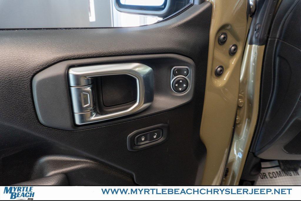 new 2026 Jeep Gladiator car, priced at $53,172