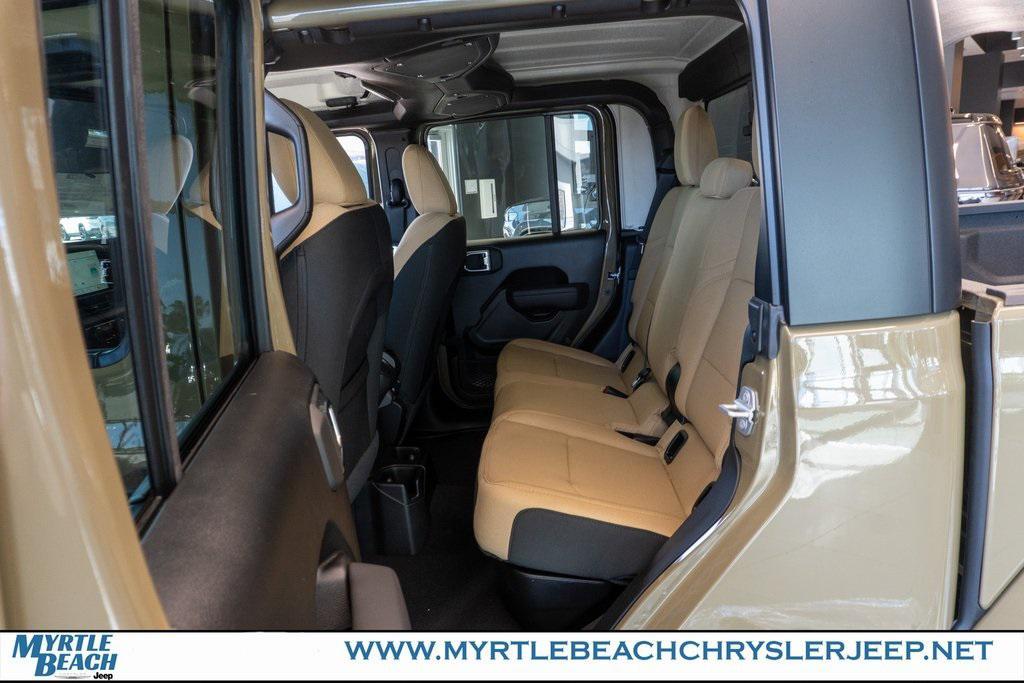 new 2026 Jeep Gladiator car, priced at $53,172