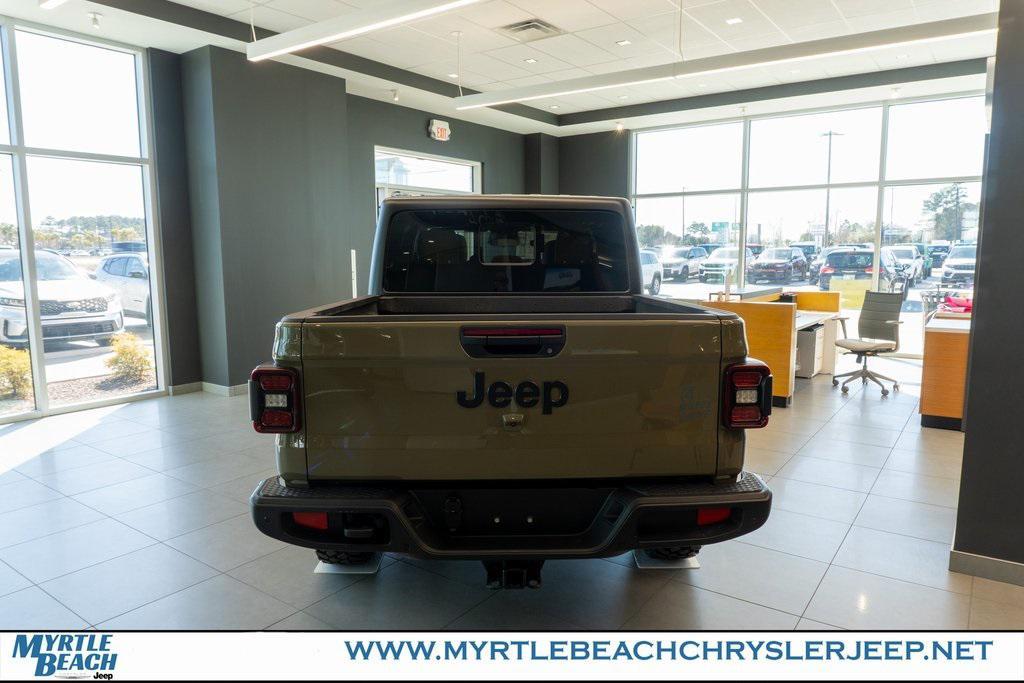 new 2026 Jeep Gladiator car, priced at $53,172