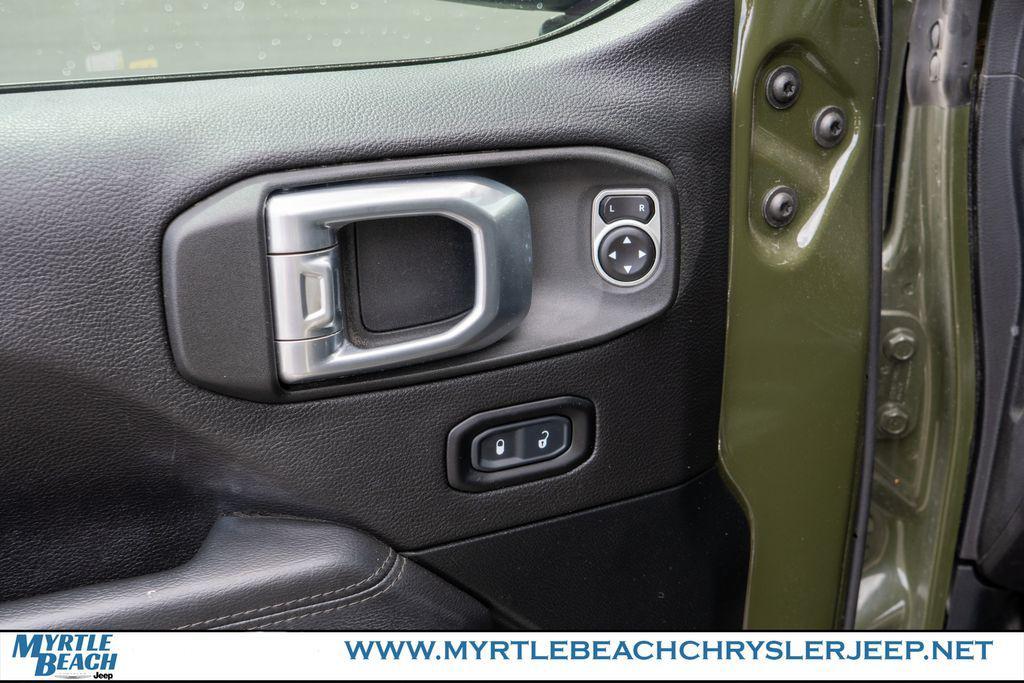 used 2021 Jeep Wrangler Unlimited car, priced at $44,999