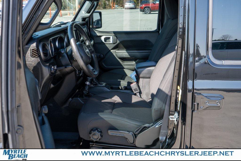 used 2023 Jeep Gladiator car, priced at $31,824