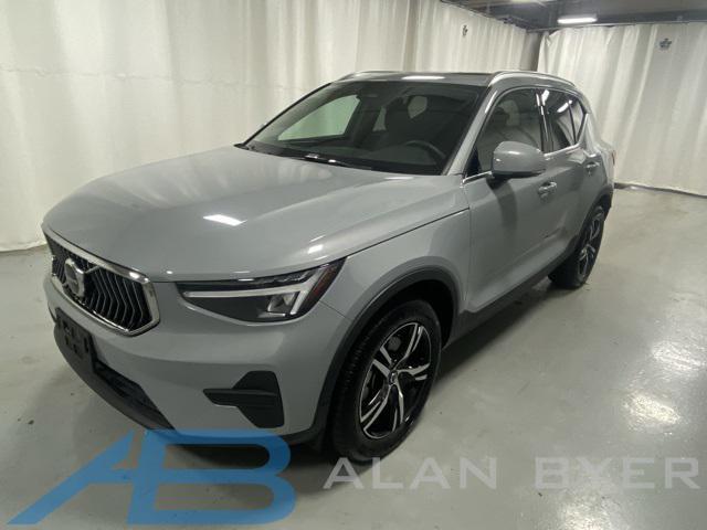 used 2025 Volvo XC40 car, priced at $31,888
