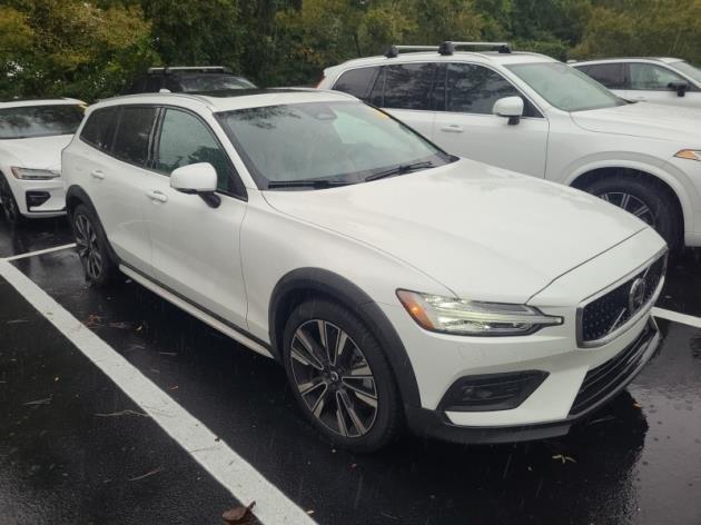 used 2024 Volvo V60 Cross Country car, priced at $45,971