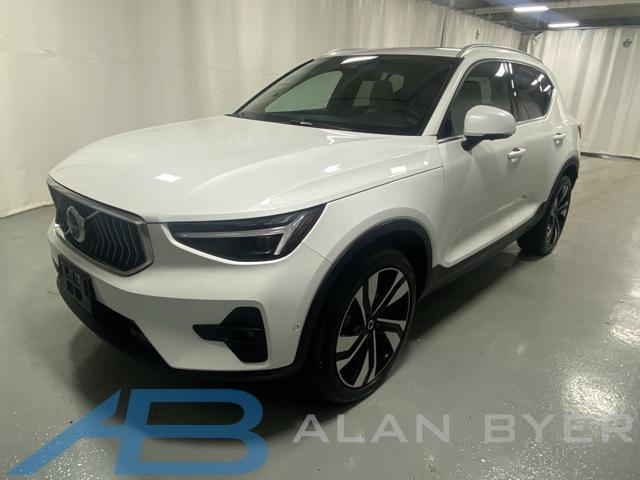 used 2025 Volvo XC40 car, priced at $38,777