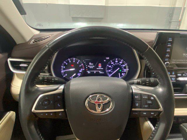 used 2020 Toyota Highlander car, priced at $24,993