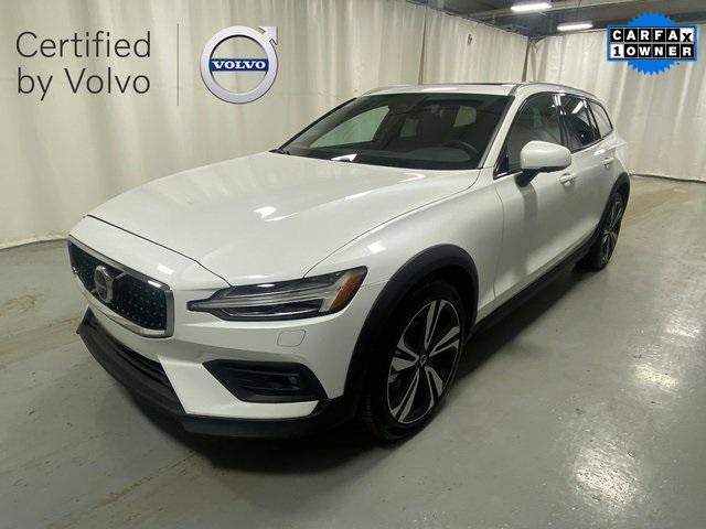 used 2025 Volvo V60 Cross Country car, priced at $38,971