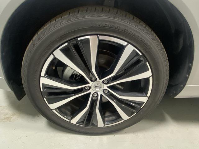 used 2025 Volvo XC60 car, priced at $34,888