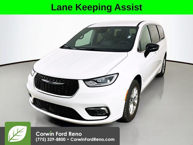 used 2025 Chrysler Pacifica car, priced at $37,989