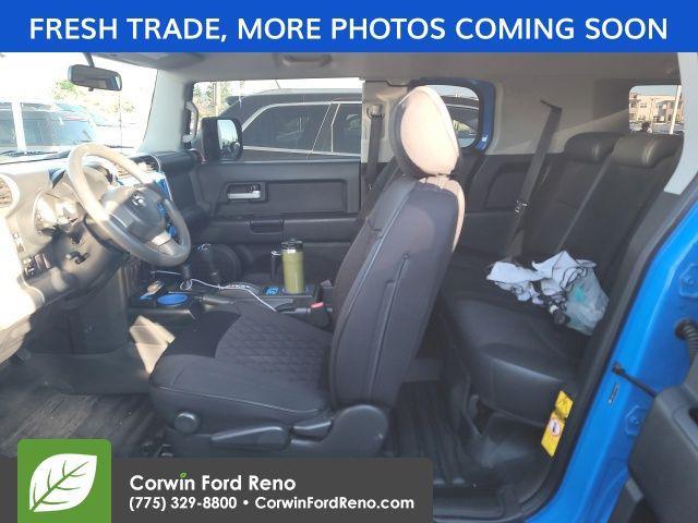 used 2007 Toyota FJ Cruiser car, priced at $15,989