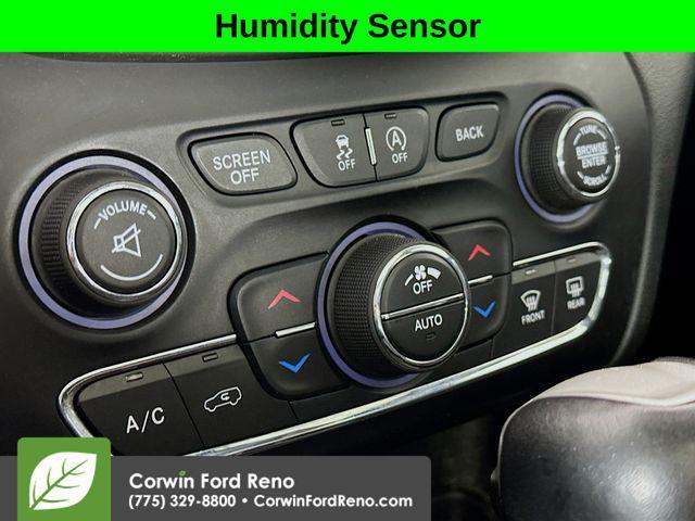 used 2016 Jeep Cherokee car, priced at $10,789