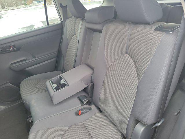 used 2024 Toyota Highlander car, priced at $33,897