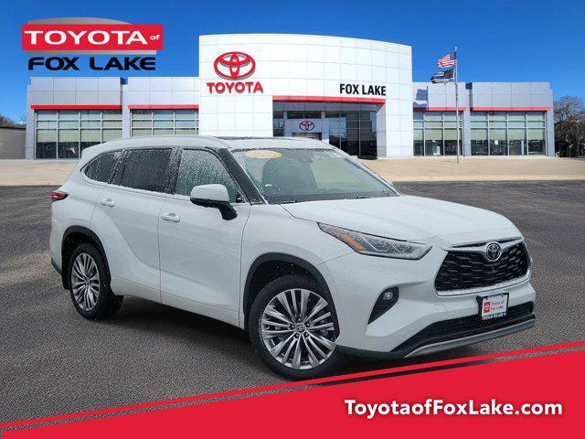 used 2023 Toyota Highlander car, priced at $41,994