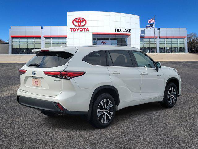 used 2021 Toyota Highlander Hybrid car, priced at $28,838