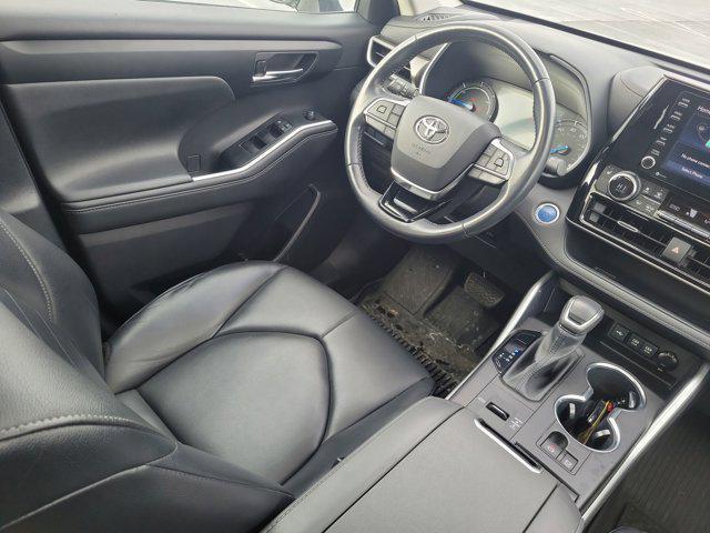 used 2021 Toyota Highlander Hybrid car, priced at $28,838