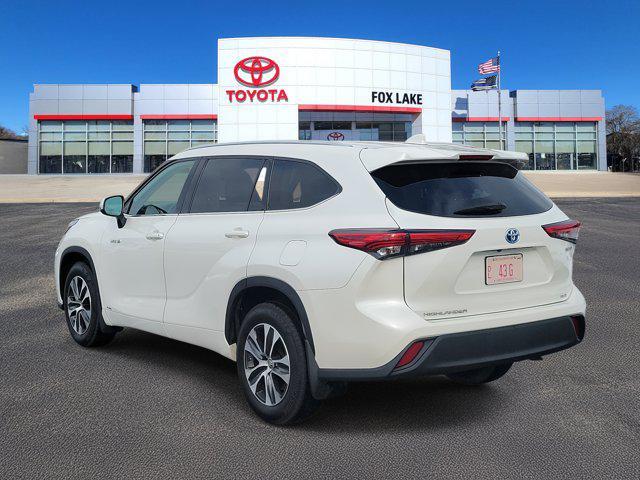 used 2021 Toyota Highlander Hybrid car, priced at $28,838