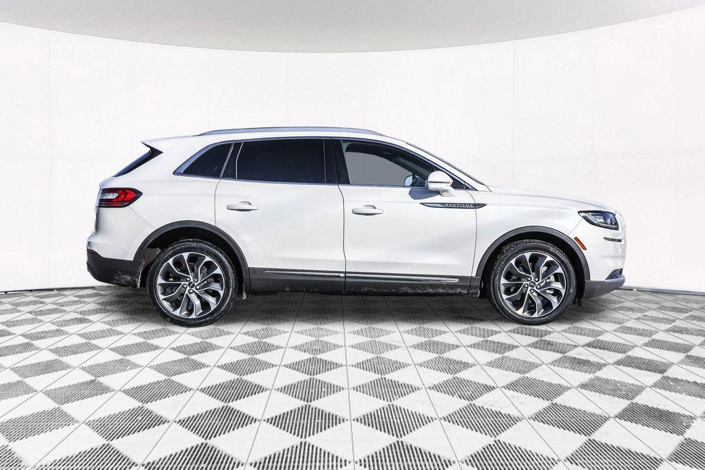 used 2021 Lincoln Nautilus car, priced at $28,182