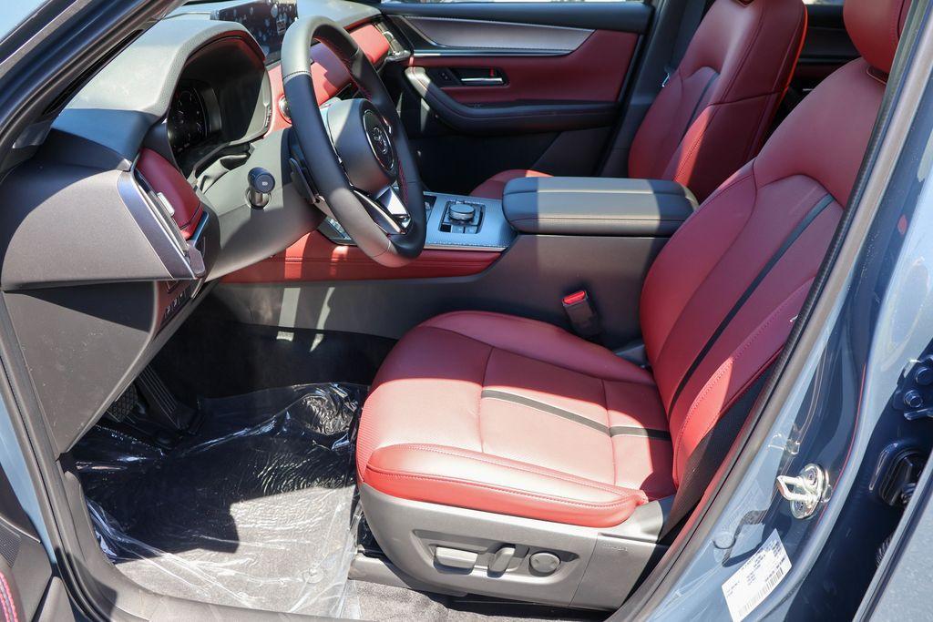 used 2025 Mazda CX-70 car, priced at $40,033