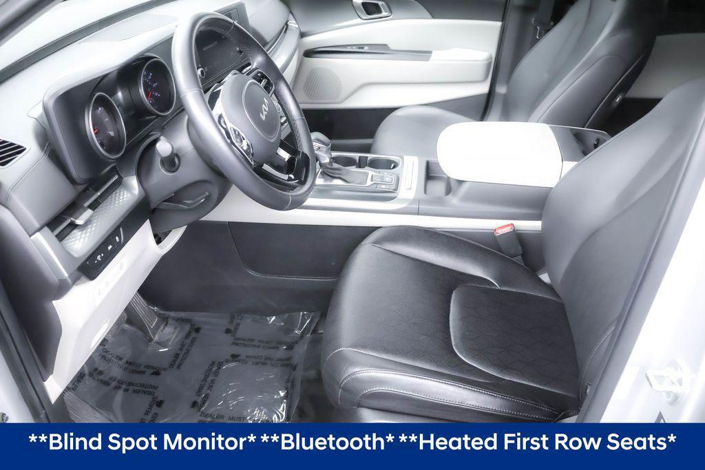 used 2022 Kia Carnival car, priced at $26,750