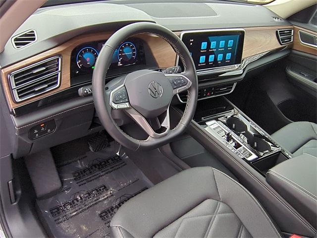 used 2025 Volkswagen Atlas car, priced at $31,977