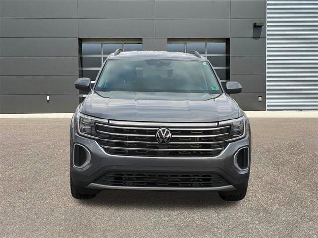 used 2025 Volkswagen Atlas car, priced at $31,977