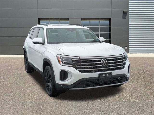 new 2026 Volkswagen Atlas car, priced at $45,353